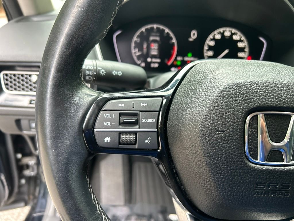 Used 2023 Black Honda EX-L image 23