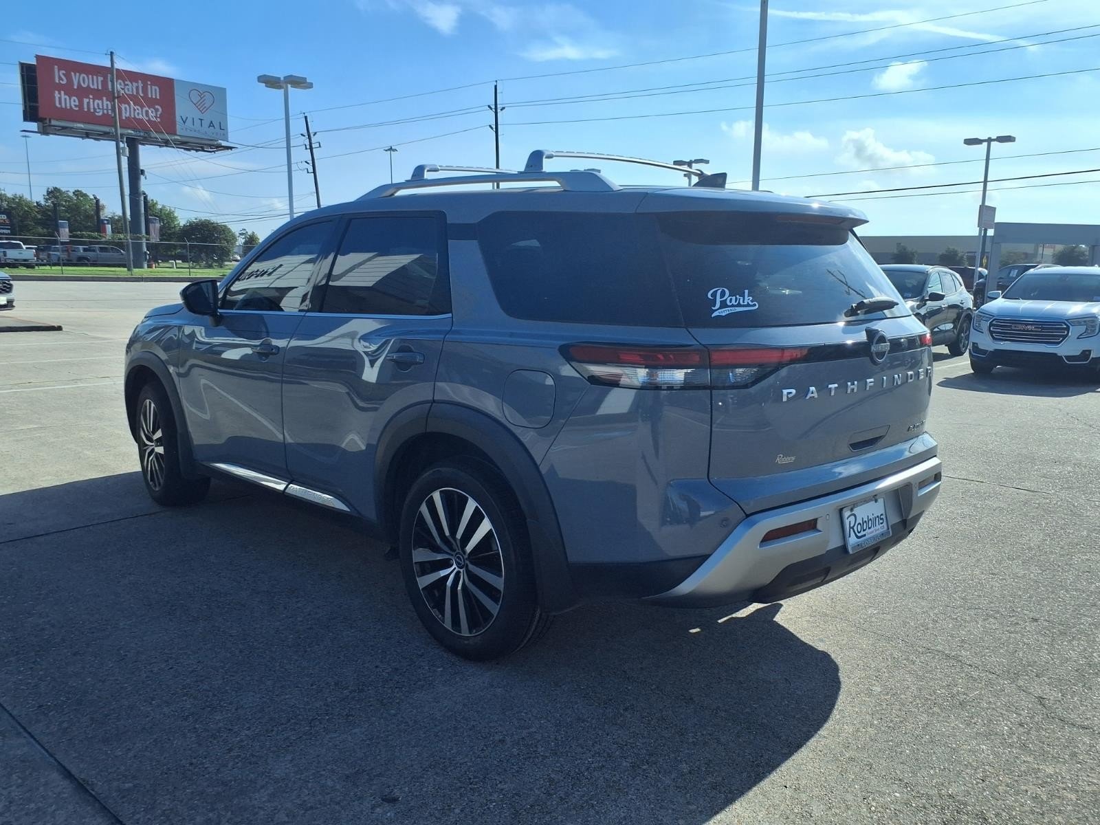 2023 Nissan Pathfinder Platinum  at Robbins Nissan