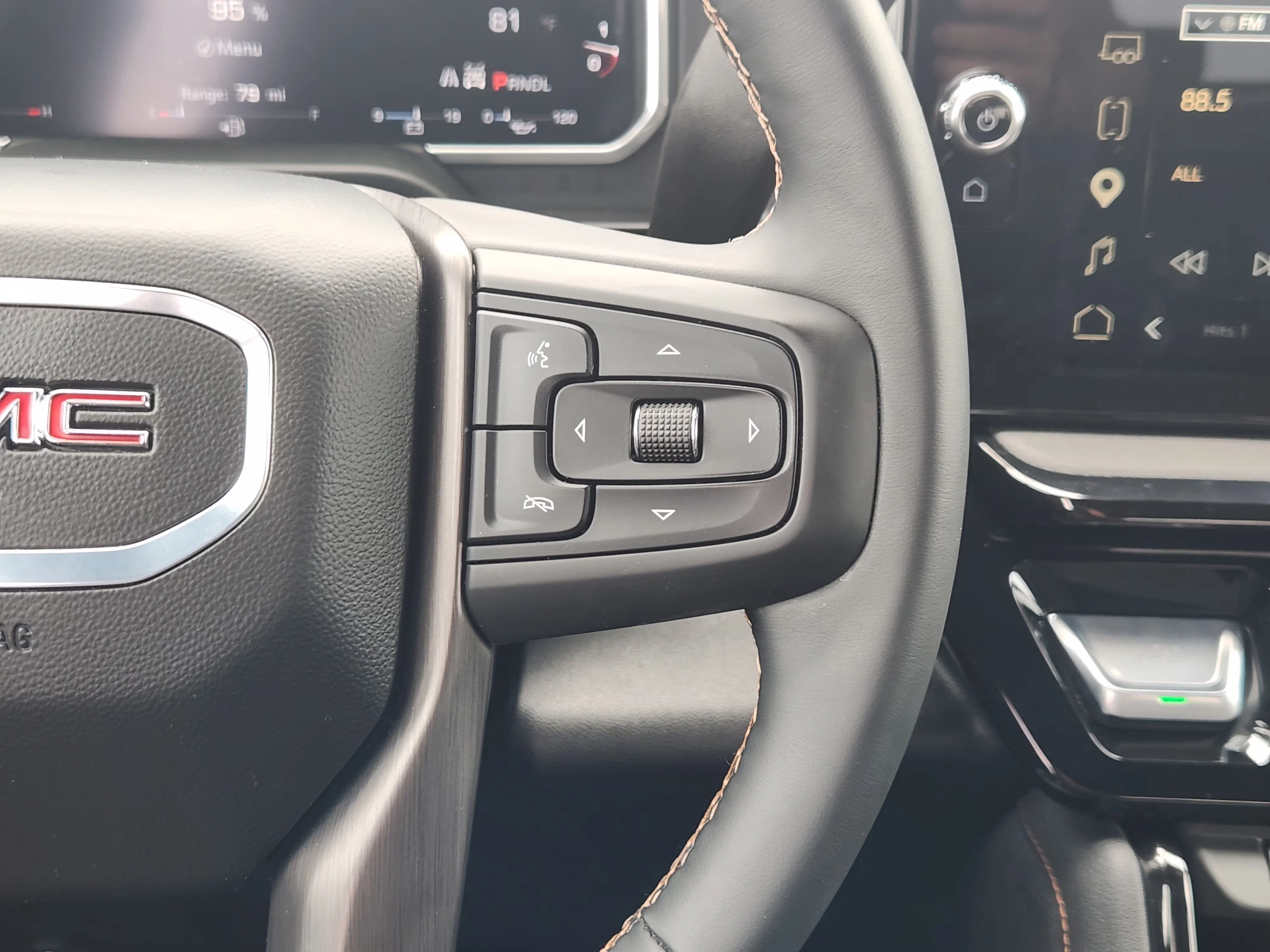 Used 2026 Titanium Rush Metallic GMC AT4 image 29