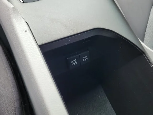 Used 2023 White Toyota LE image 33