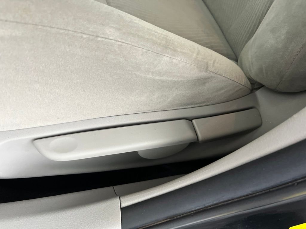 Used 2012 Black Toyota LE image 19