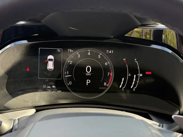 Used 2025  Lexus 250 Premium image 16