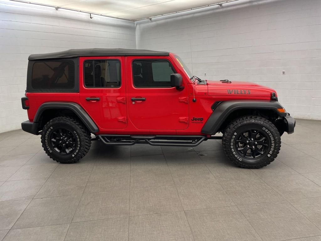 Used 2021 Red Jeep Unlimited Willys image 3