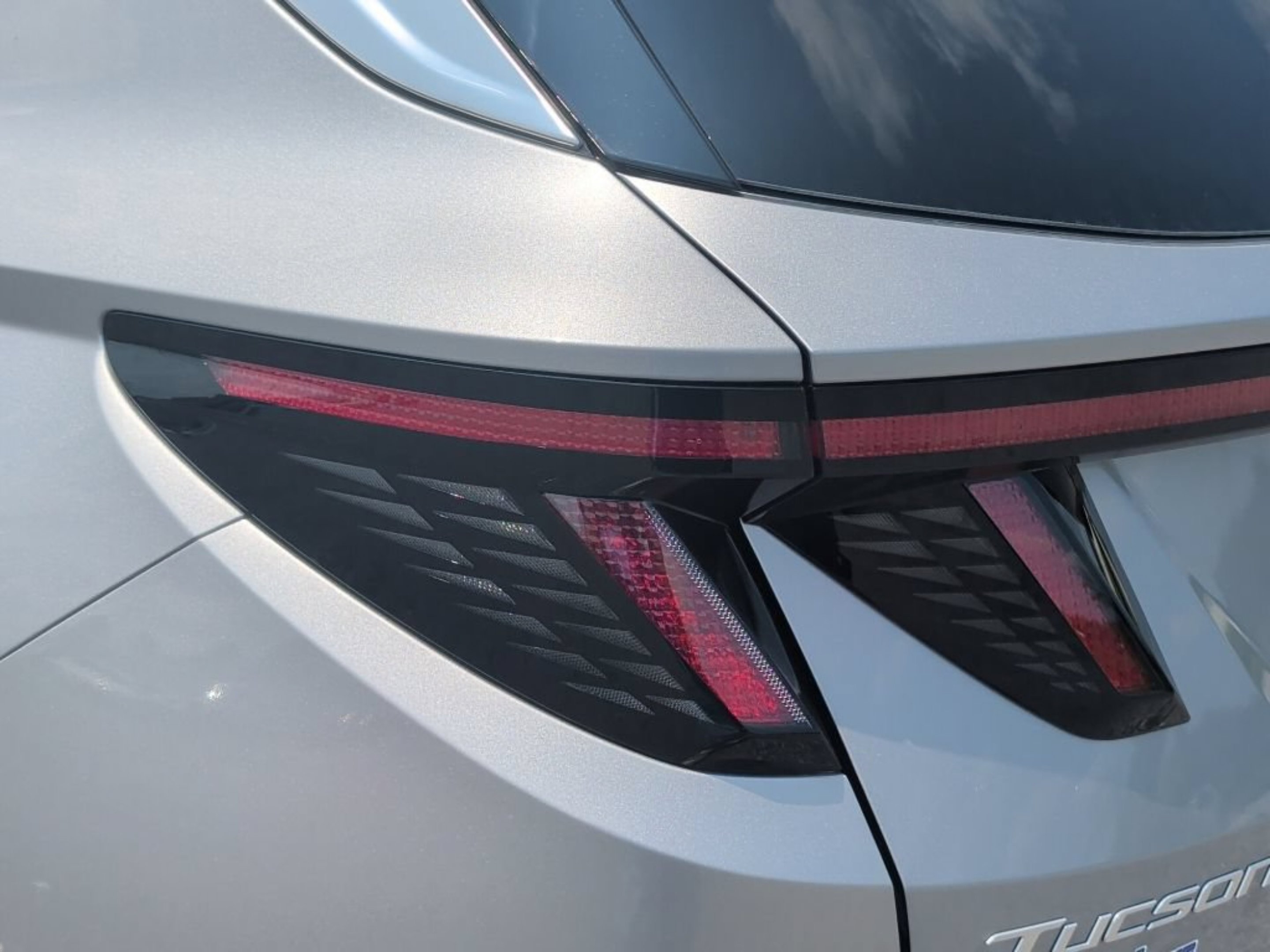New 2026 Shimmering Silver Hyundai Limited image 50