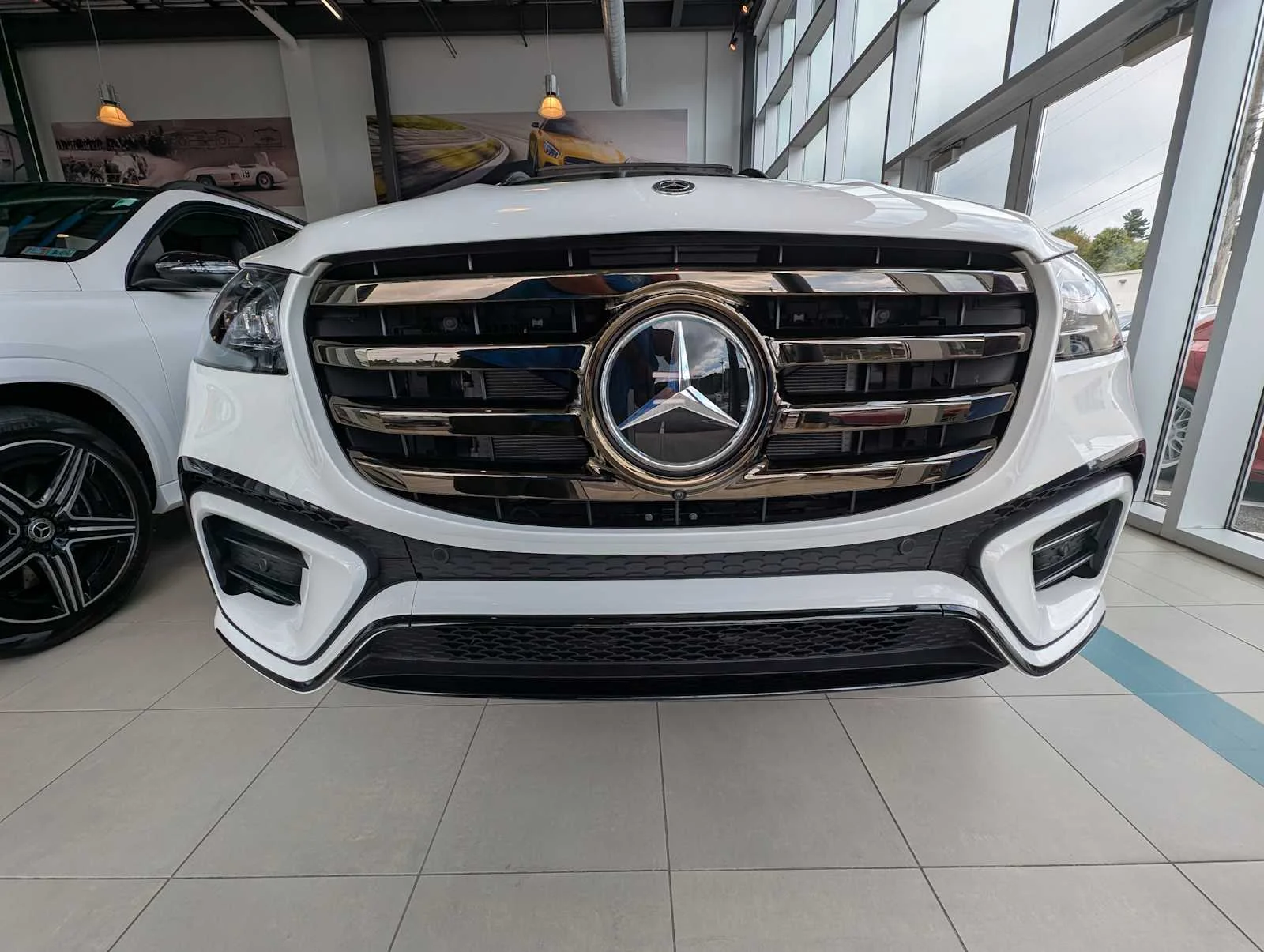 New 2026 Polar White Mercedes-Benz GLS 450 image 2