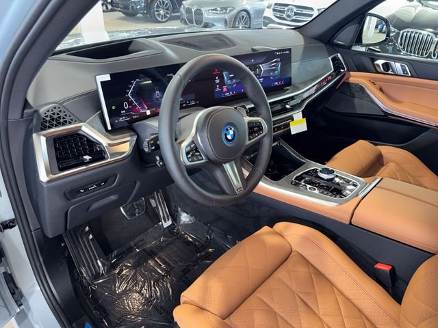 New 2026 Brooklyn Grey Metallic BMW xDrive50e image 15