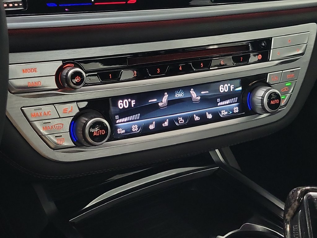 Used 2020 Alpine White BMW 740i image 19