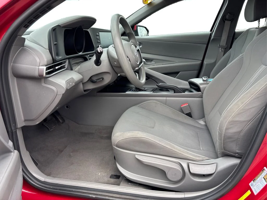Used 2021 Red Hyundai SEL image 9