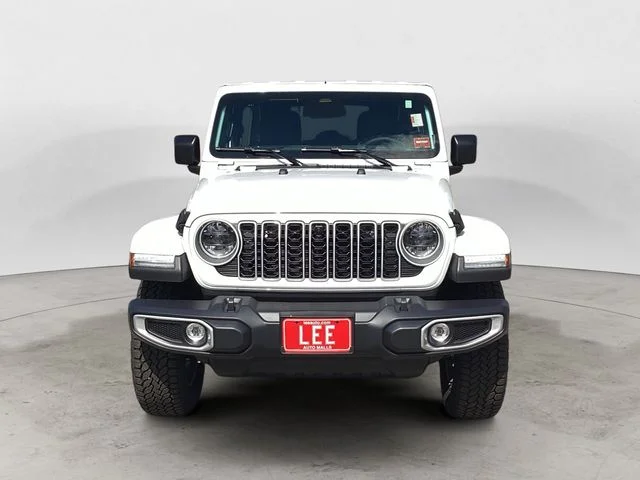 New 2026 Bright White Jeep 4-DOOR SAHARA image 9