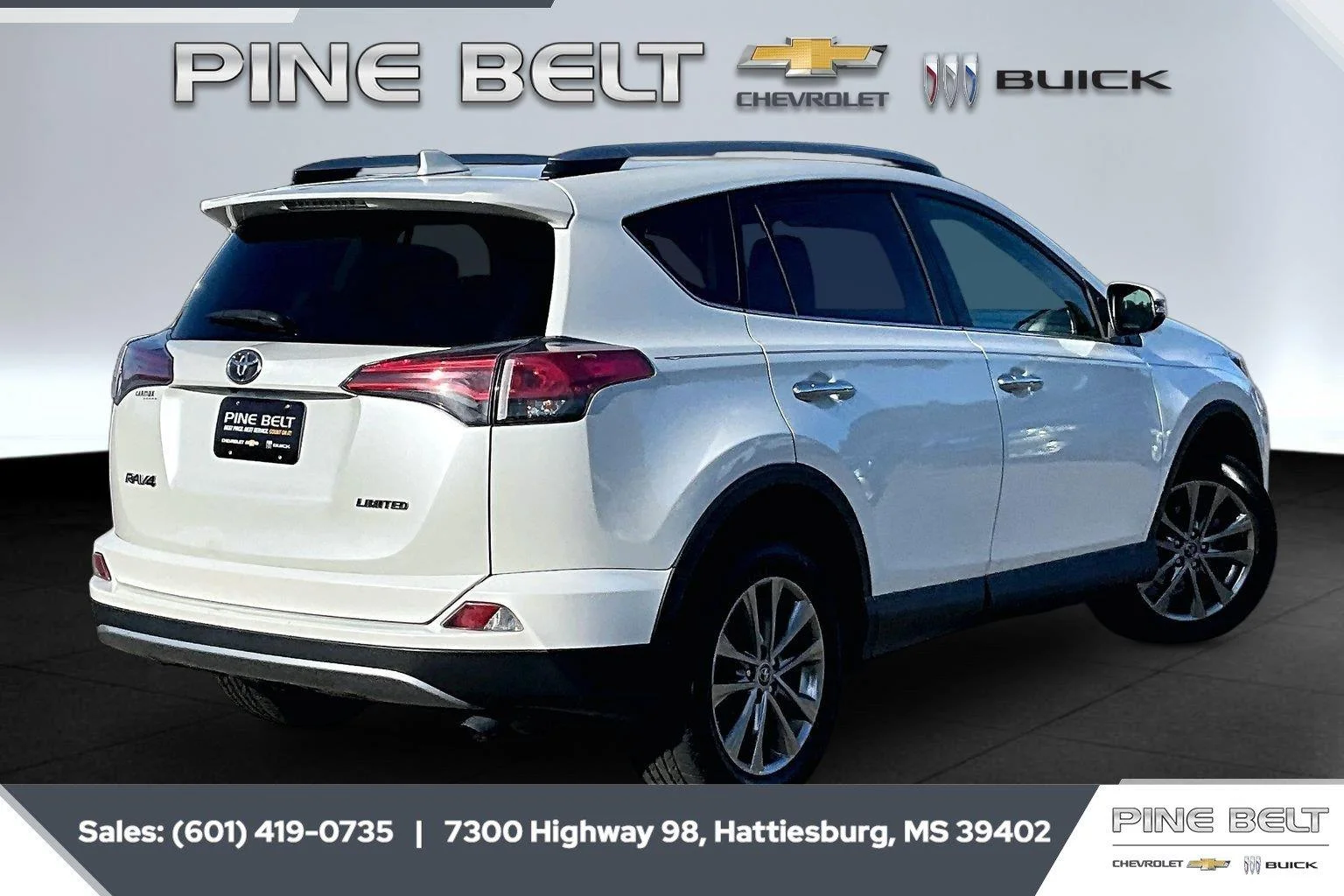 Used 2018 Blizzard Pearl Toyota Limited image 11