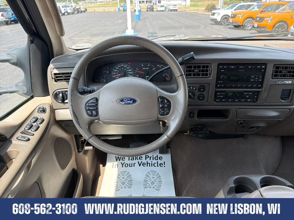 Used 2003 Green Ford Limited image 13