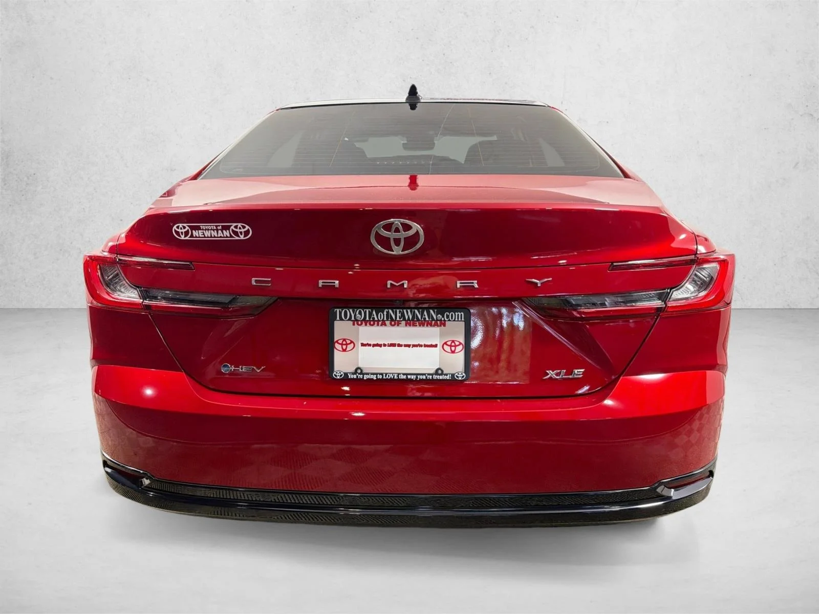 Used 2025 Gray Toyota LE image 5