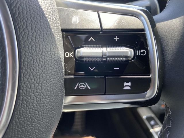2025 Kia Sorento SX Prestige Hybrid - Photo 17