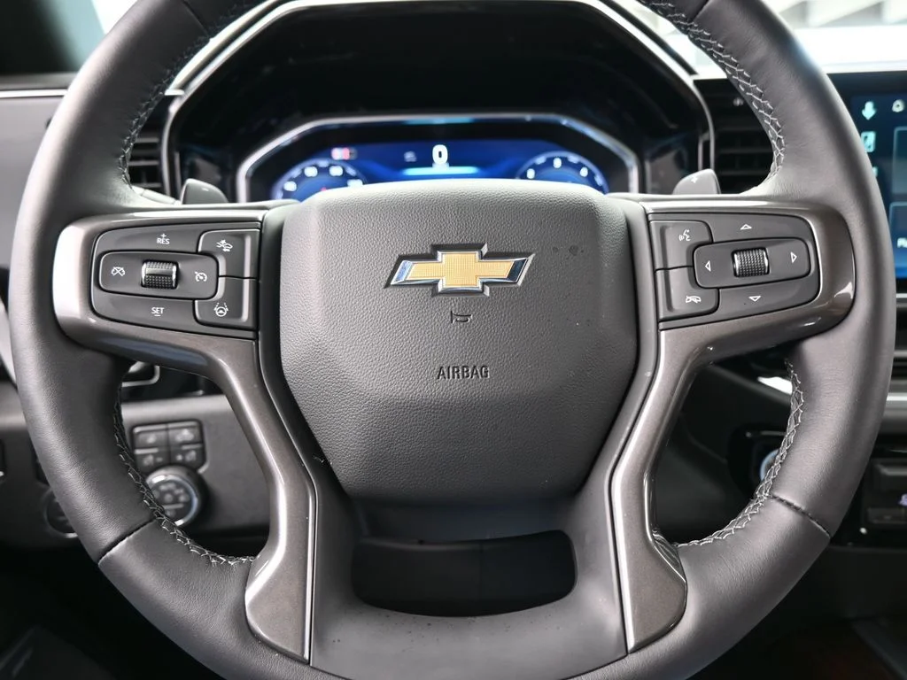 Used 2026 Summit White Chevrolet High Country image 40