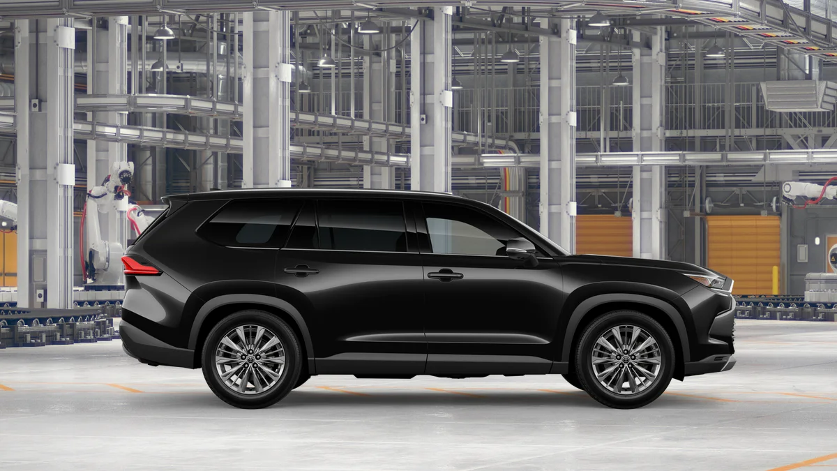 New 2026 Midnight Black Metallic Toyota Platinum image 12