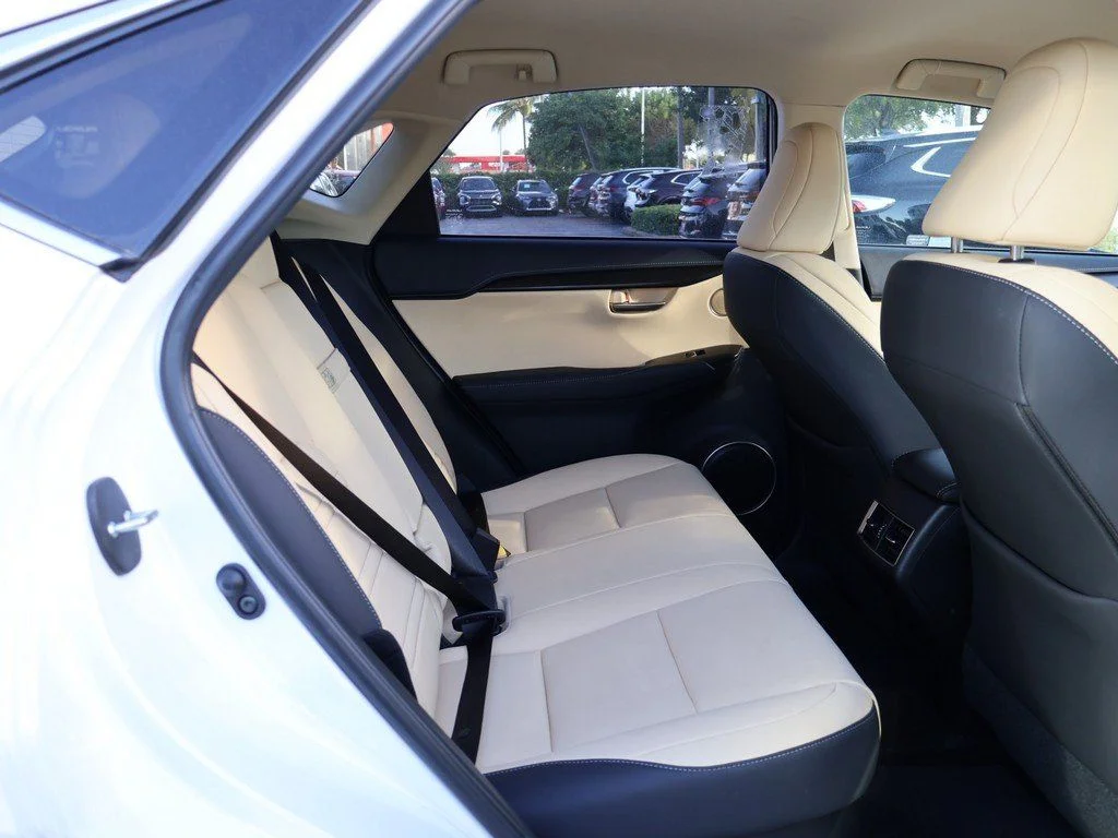2021 Lexus NX 300 - Photo 37