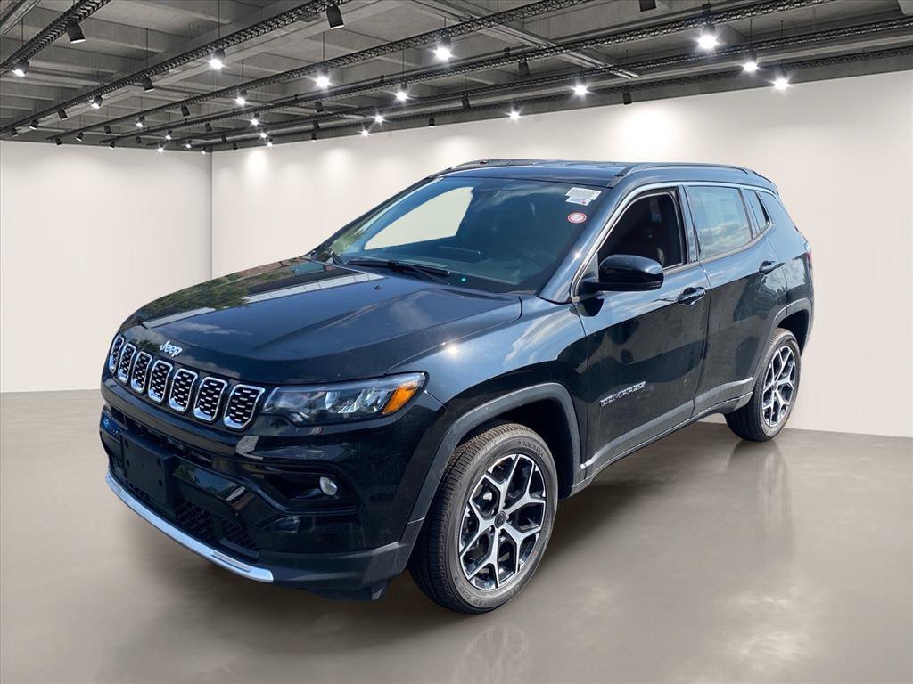 New 2026 Diamond Black Crystal Pearlcoat Jeep Limited image 2