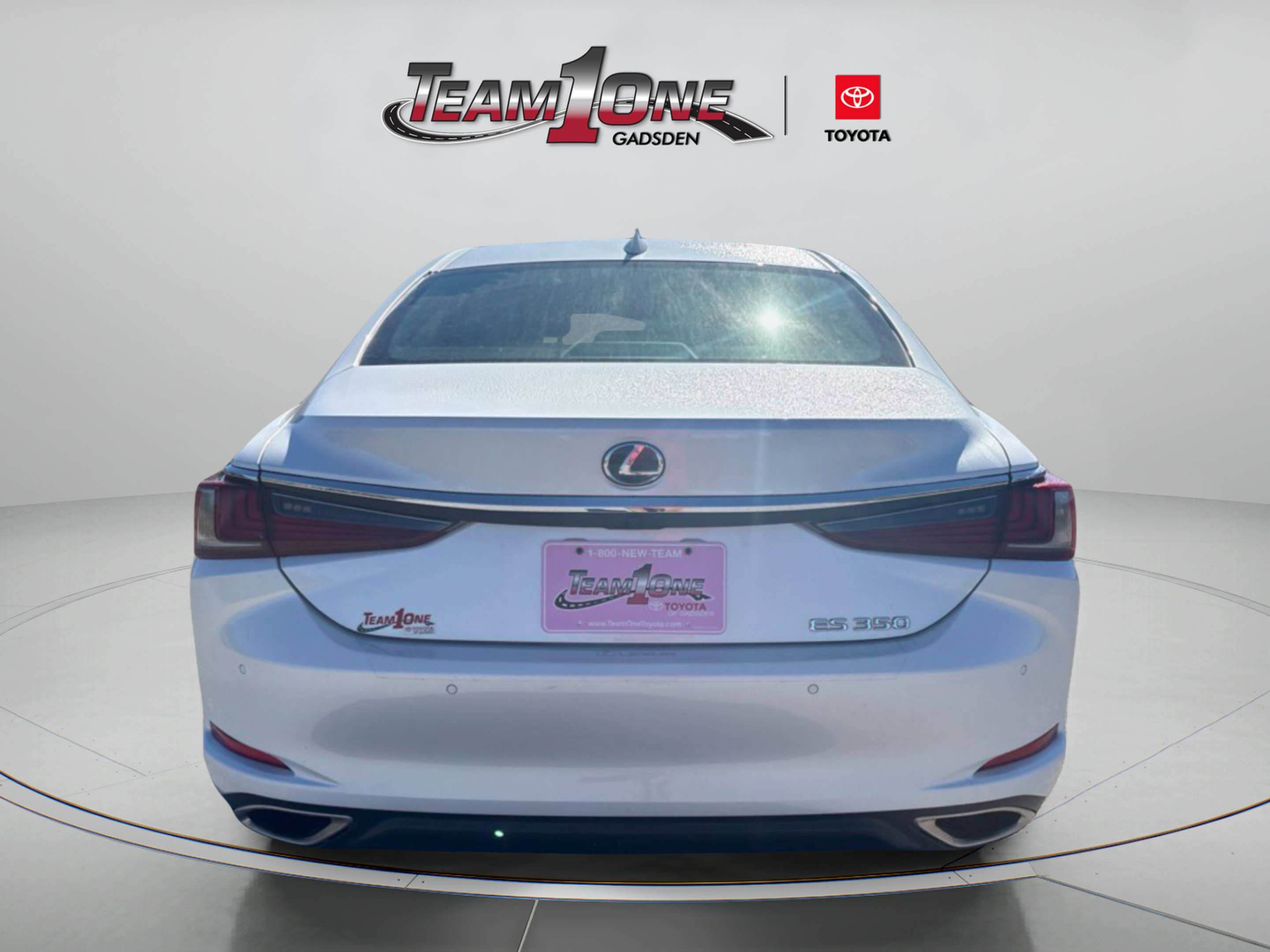 Used 2022 White Pearl Lexus ES 350 image 5