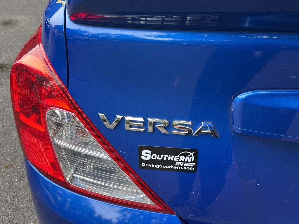 2016 Nissan Versa Sedan SV - Photo 11
