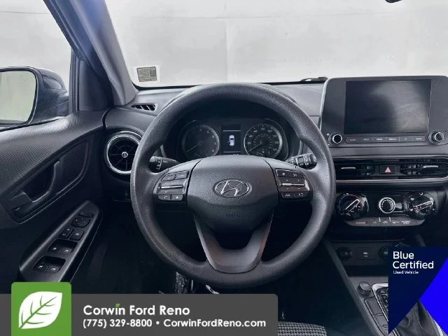 Used 2022 Ultra Black Hyundai SE image 25