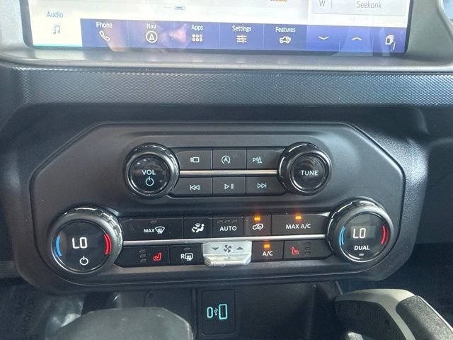 Used 2023 Blue Ford Outer Banks image 21
