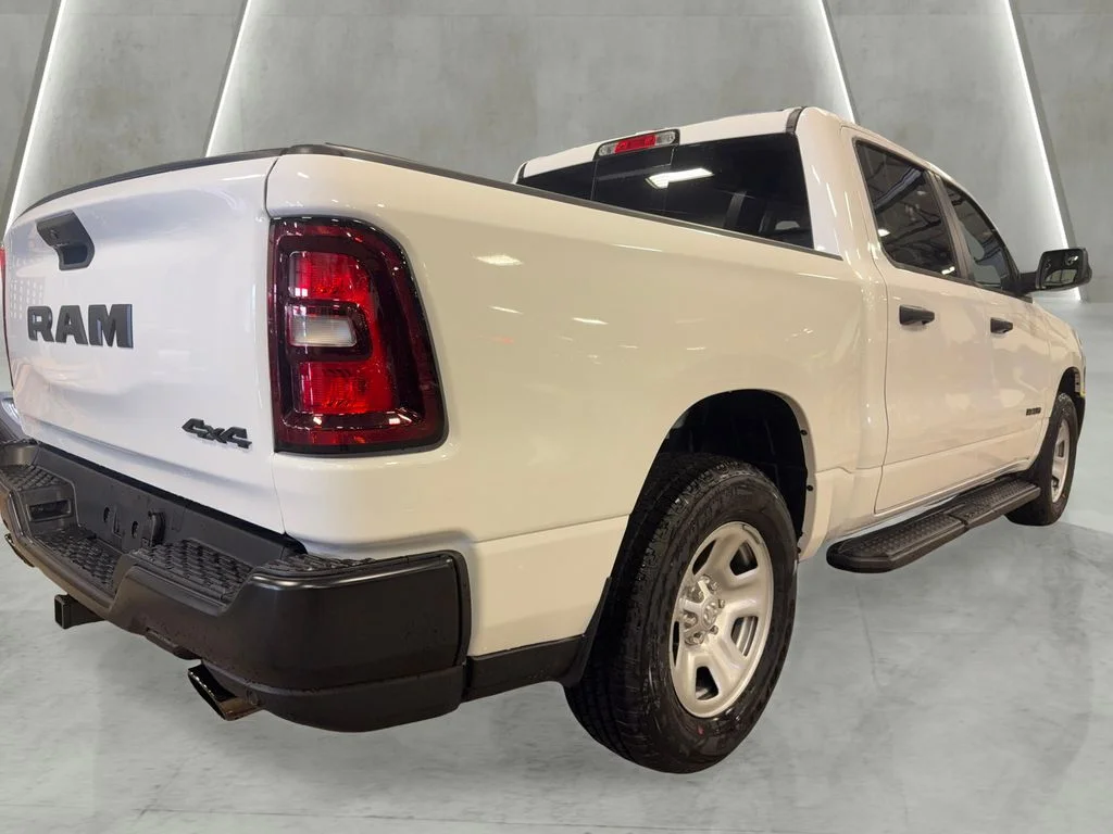 New 2026 Bright White Clear-Coat Exterior Paint RAM Tradesman image 7