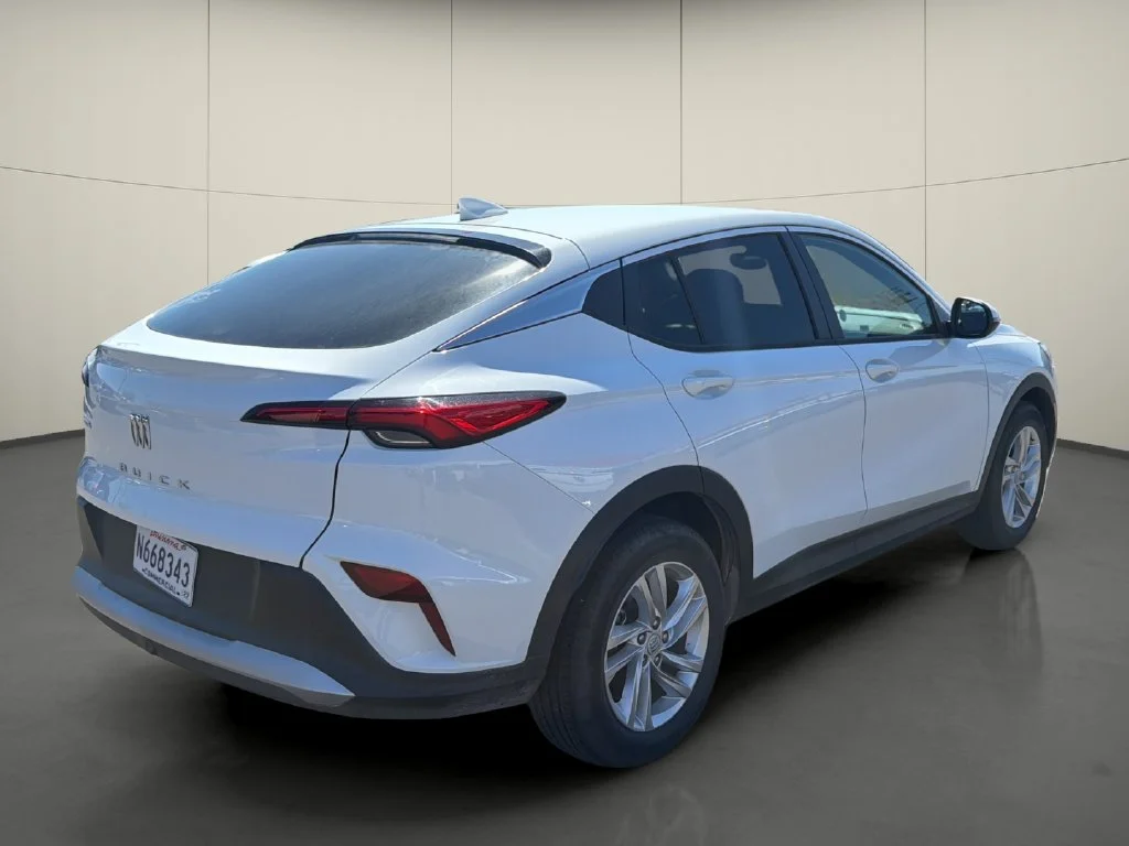 Used 2026 White Buick Preferred image 7
