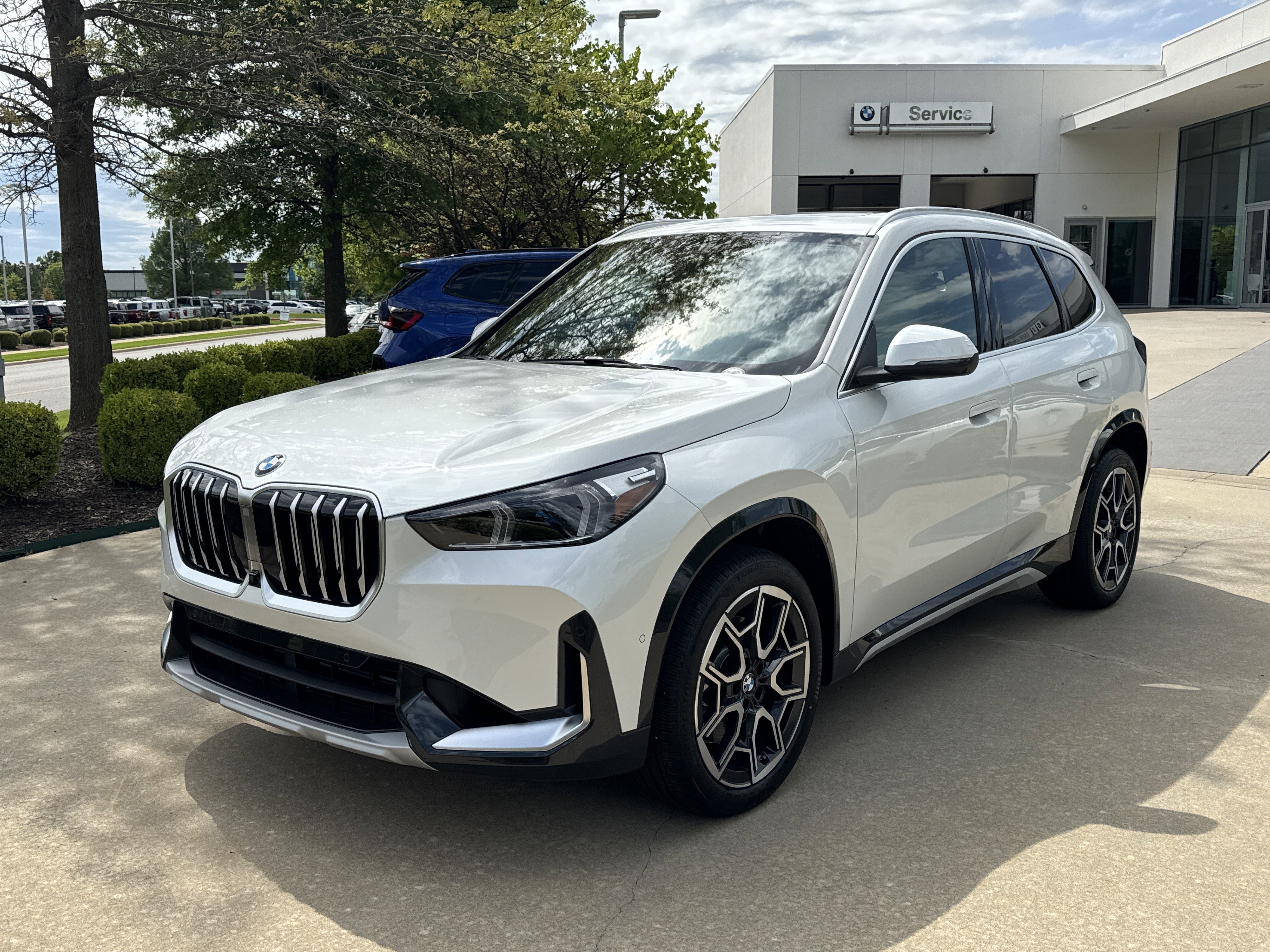 2026 BMW X1 xDrive28i's photo