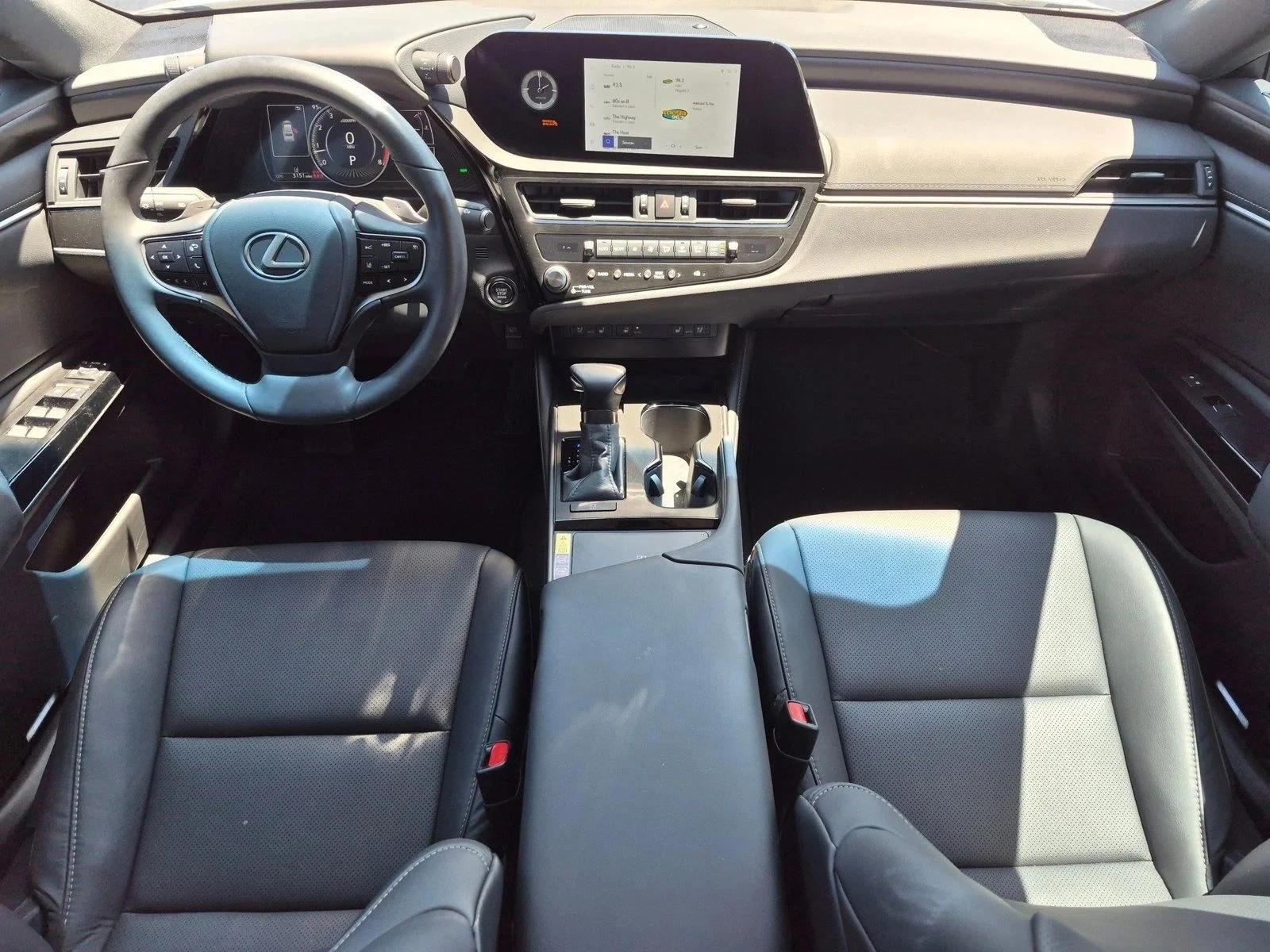 Certified Used 2025 Eminent White Pearl Lexus ES 350 image 16