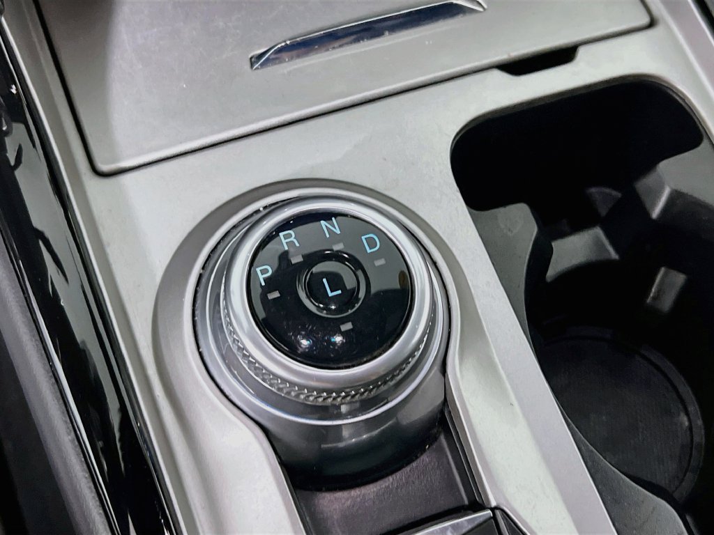 2022 Ford Explorer ST-LINE - Photo 13