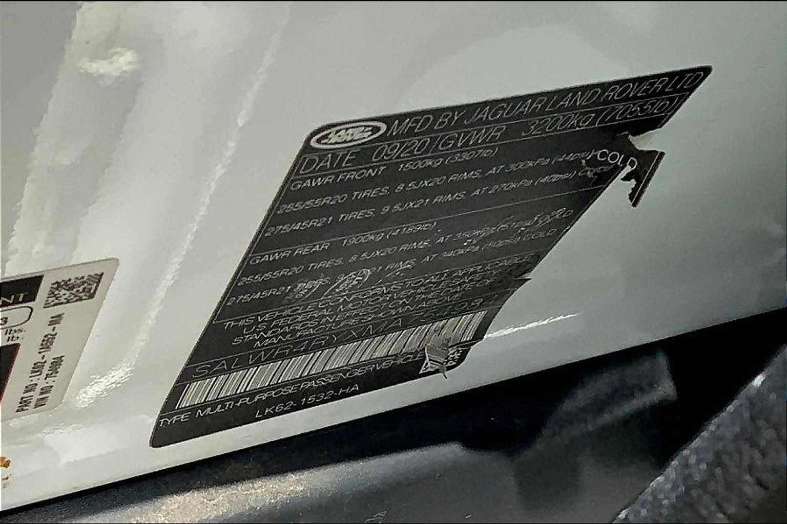 Used 2021 Fuji White Land Rover HSE Silver Edition image 65