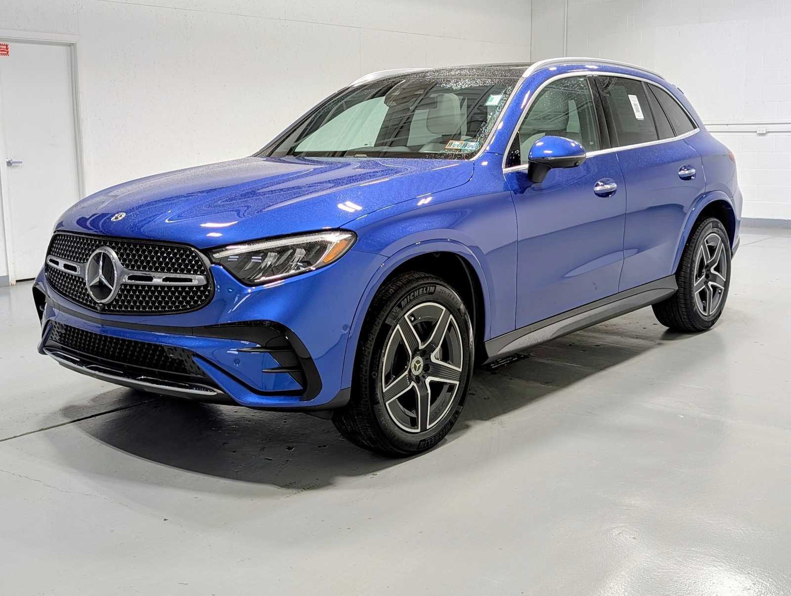2026 Mercedes-Benz GLC Base
