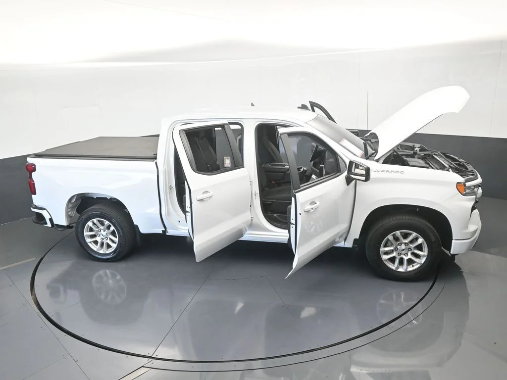 Used 2023 Summit White Chevrolet RST image 69