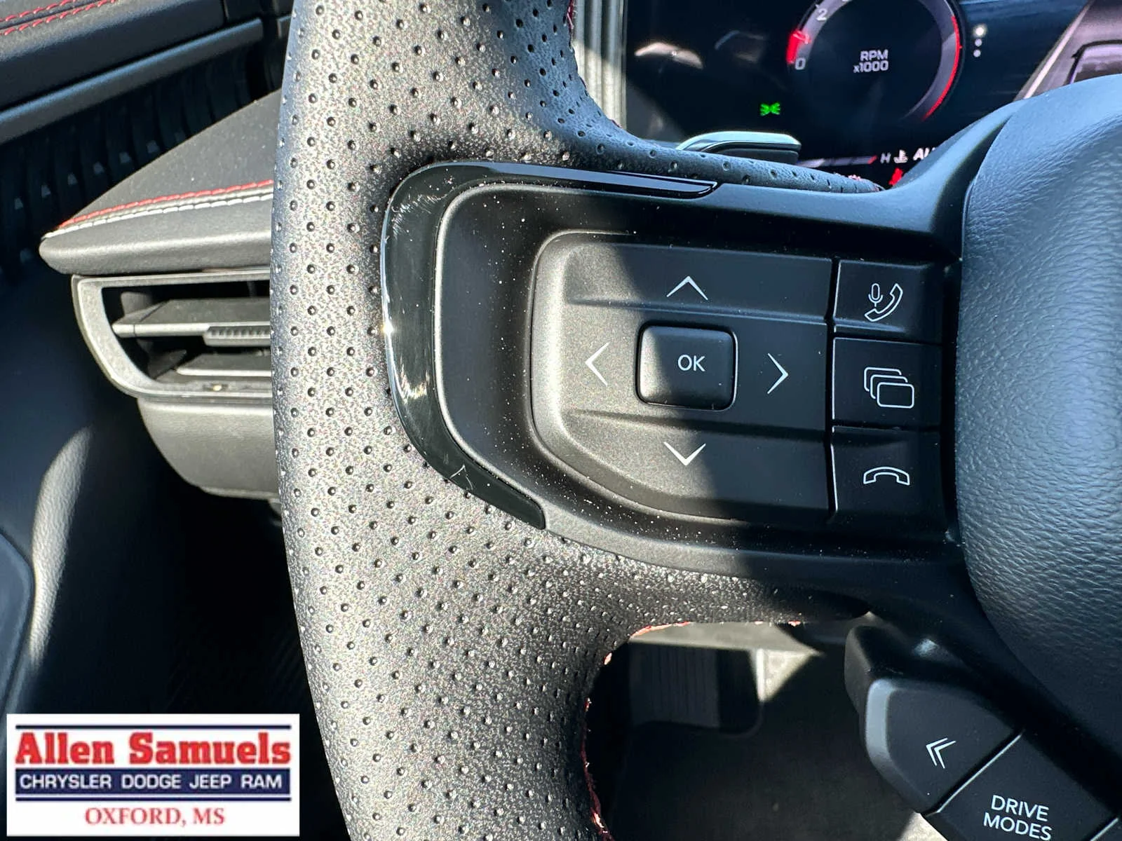 New 2026 White Knuckle Exterior Paint Dodge R/T image 16
