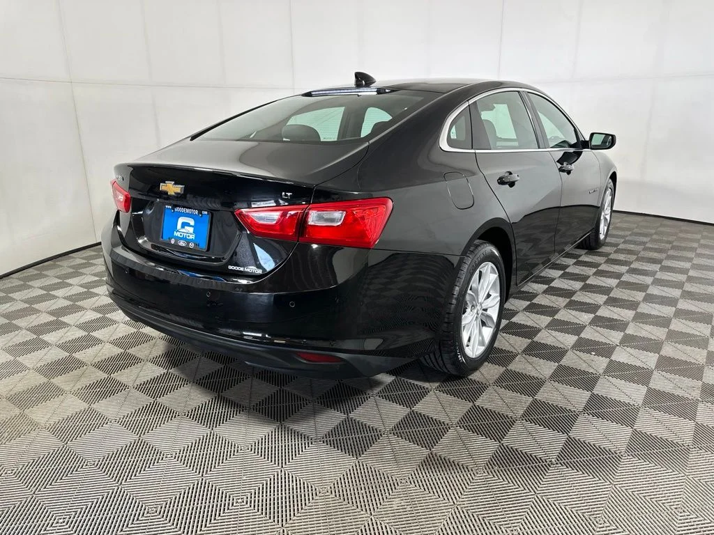 Used 2024 Black Chevrolet LT image 7