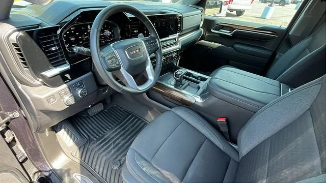 2024 GMC Sierra 1500 Elevation - Photo 10