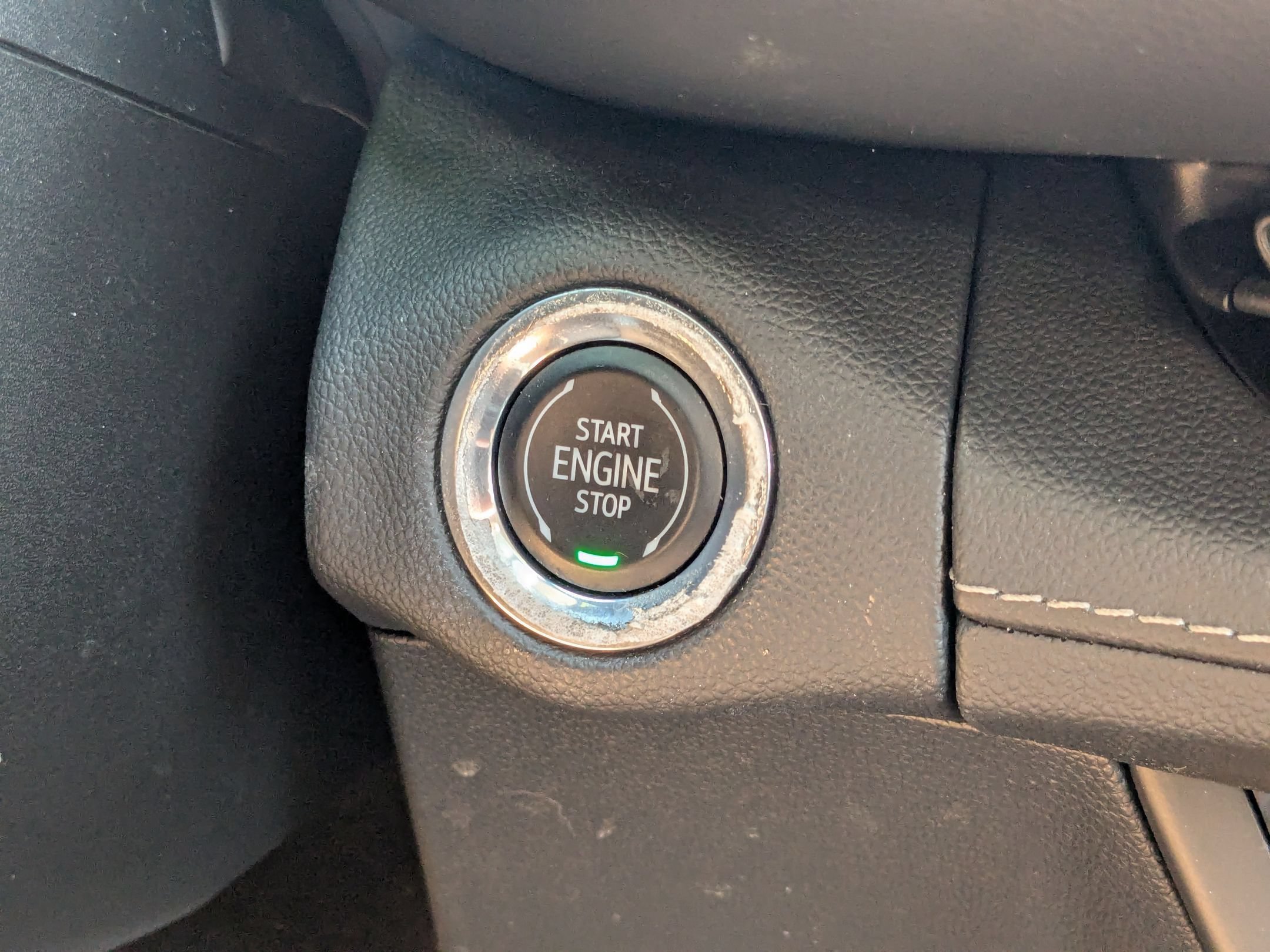 Used 2022 Summit White Buick Preferred image 19