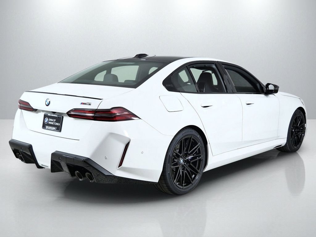 New 2026 Alpine White BMW Base image 9