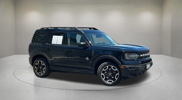 Used 2022 Black Ford Outer Banks image 1