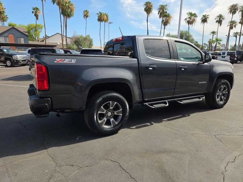 Used 2016 Gray Chevrolet Z71 image 6
