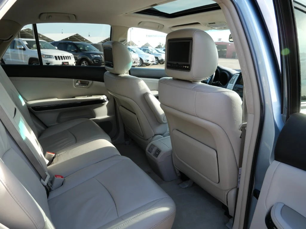 Used 2008 Blue Lexus 350 image 13