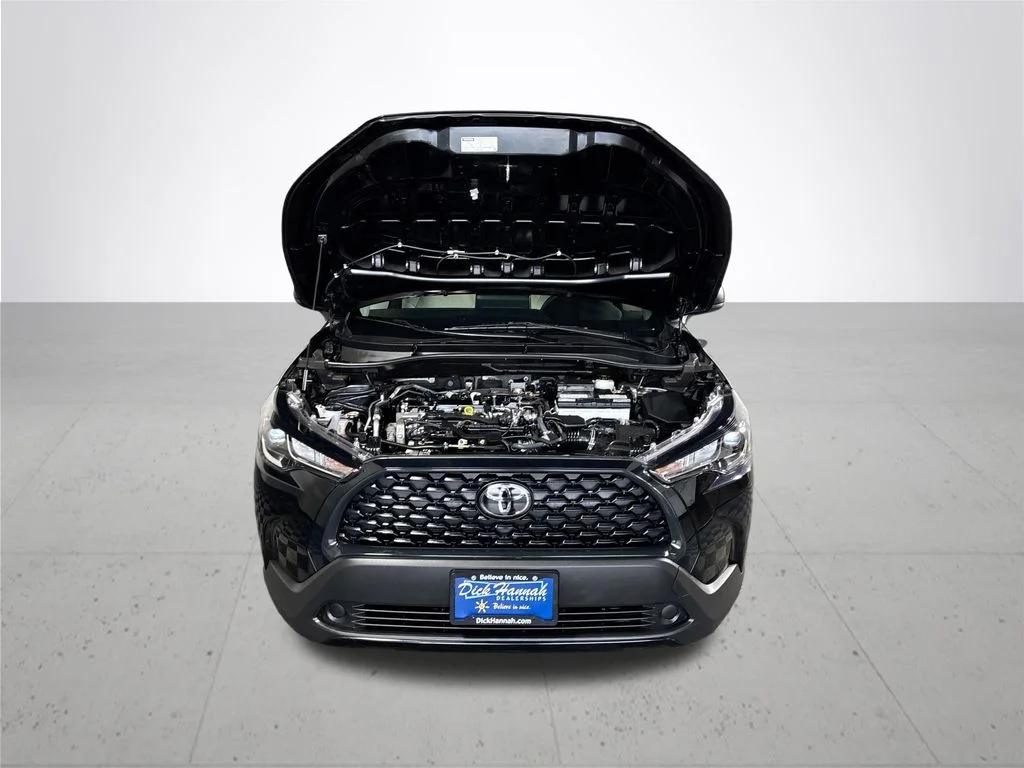 Used 2025 Black Toyota L image 21