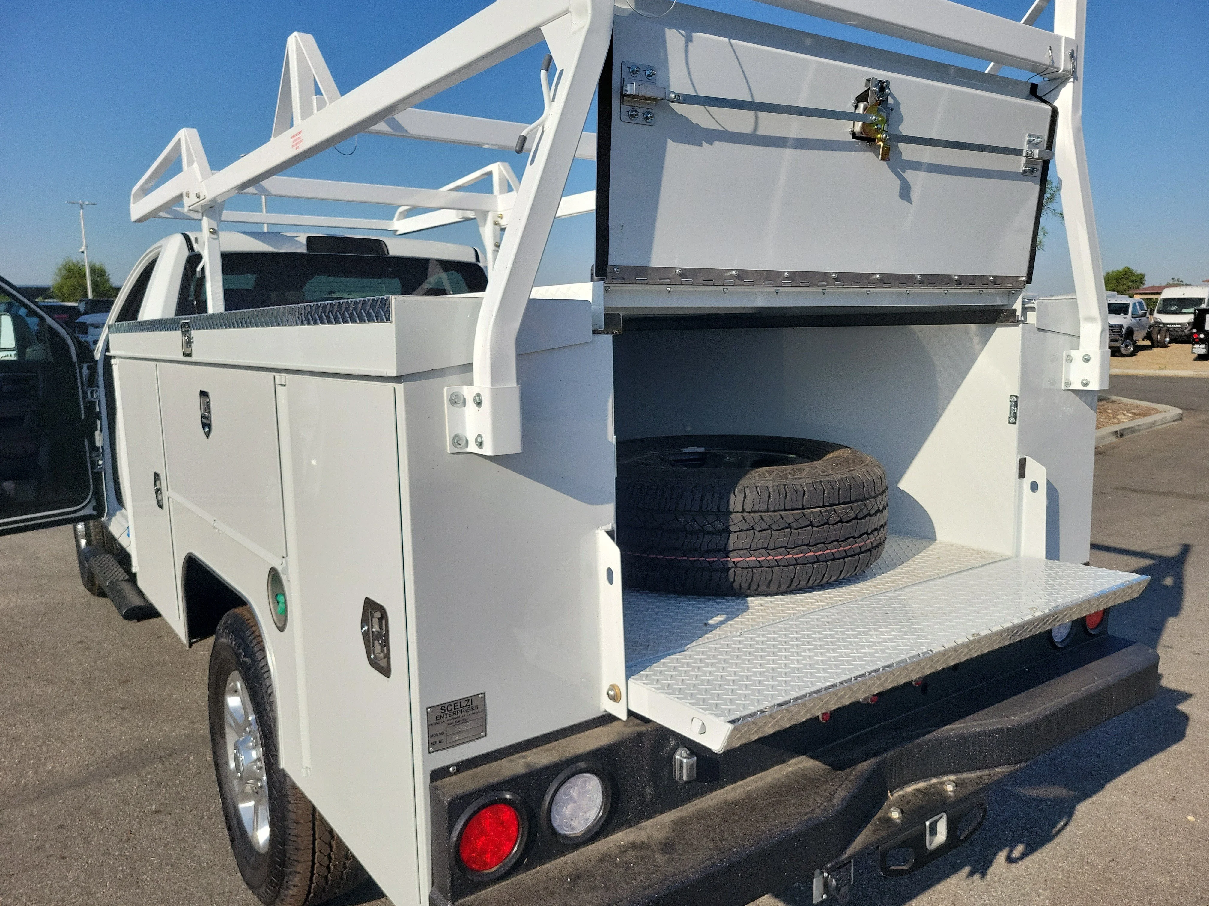 New 2026 Bright White Clearcoat RAM Tradesman image 26