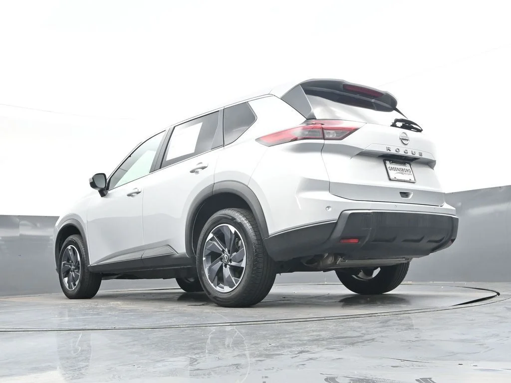 Used 2025 Silver Nissan SV image 37