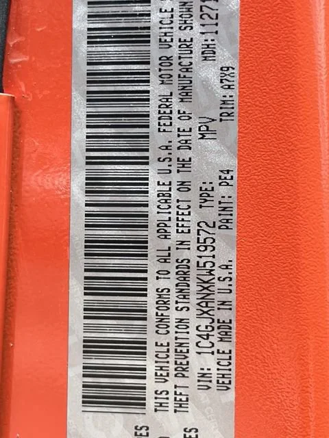 Used 2019  Jeep Sport S image 36