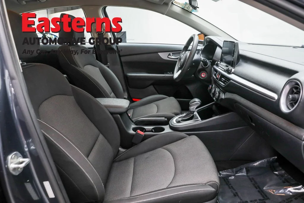 Used 2023 Gray Kia LXS image 23