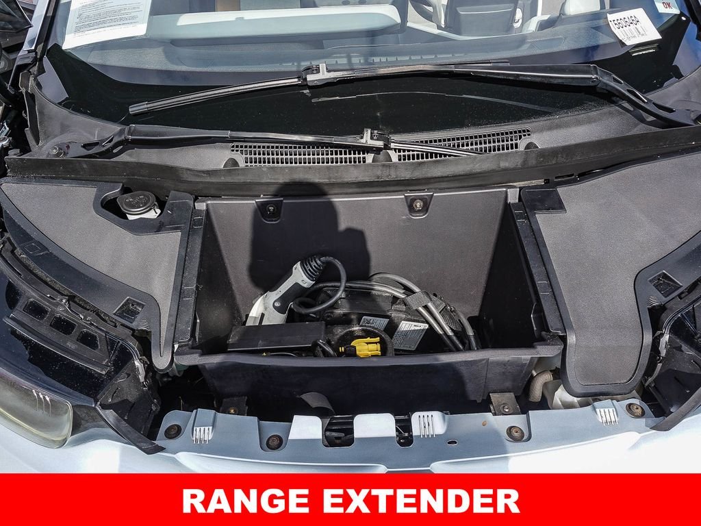 Used 2014 Silver BMW with Range Extender image 26