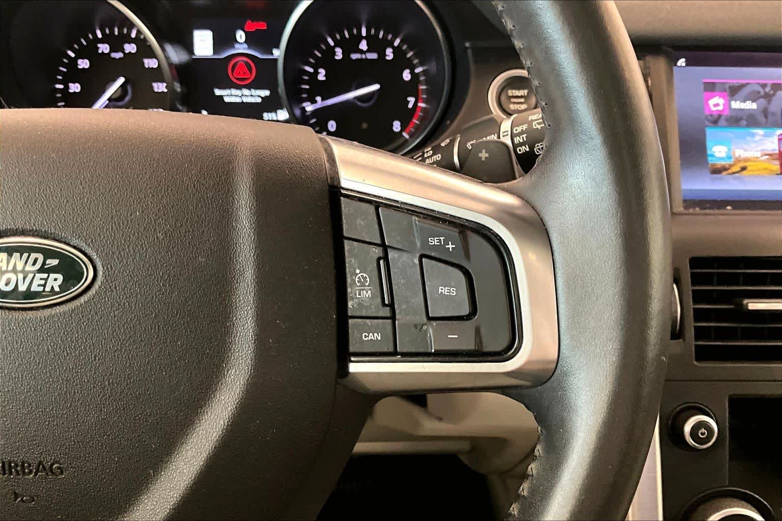 Used 2017 Fuji White Land Rover HSE image 23