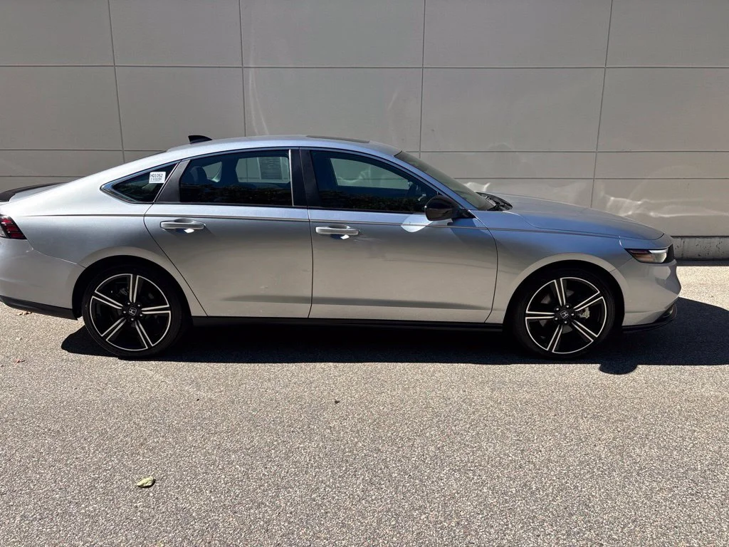 Certified Used 2025 Solar Silver Metallic Honda HYBRID SPORT image 3