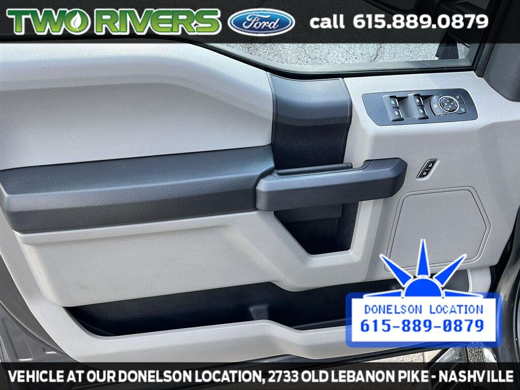 Used 2015 Magnetic Metallic Ford XL image 18